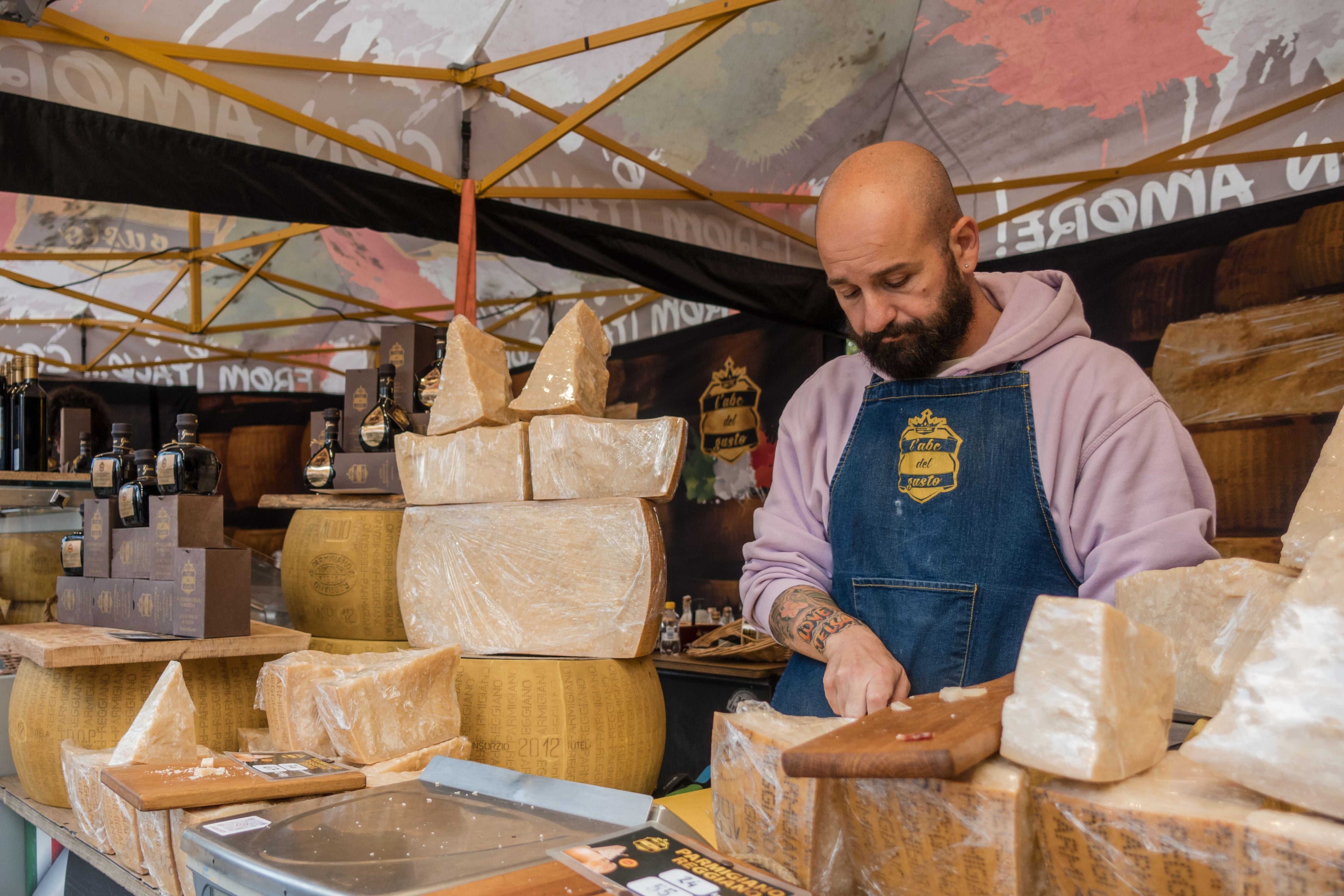 Degustazione di Formaggi e Tradizioni della Fattoria La Collina
