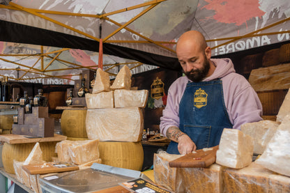 Degustazione di Formaggi e Tradizioni della Fattoria La Collina